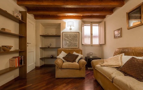 Foto Appartamento a Firenze Santa Croce di 72 m² con 3 locali in vendita
