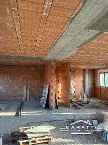 Foto Attività commerciale a Curtatone Eremo di 300 m² con 4 locali