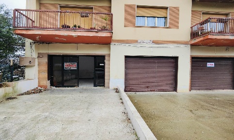 Foto Negozio a Carolei Vadue di 110 m² con 1 locali in vendita