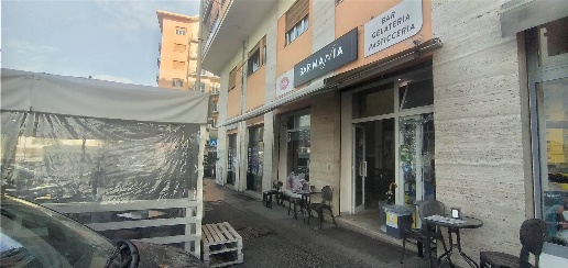 Foto Attività commerciale in VIA CAMESENA, Roma Pietralata di 80 m²