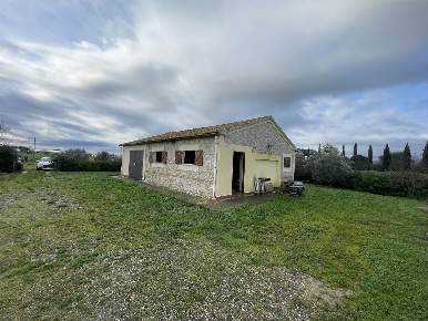 Foto Struttura sanitaria a Grosseto Braccagni di 103 m² con 2 locali