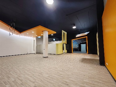 Foto Negozio in Via di Pacciano 24, Fiano Romano di 425 m² con 3 locali