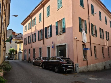 Foto Negozio in Via Coloniola 11, Como Sant'Agostino di 270 m² con 4 locali