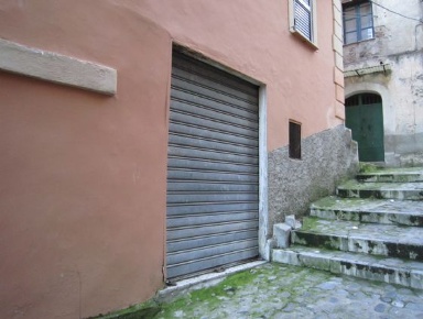 Foto Magazzino in VIA TEATRO, Corigliano-Rossano Rossano di 25 m²