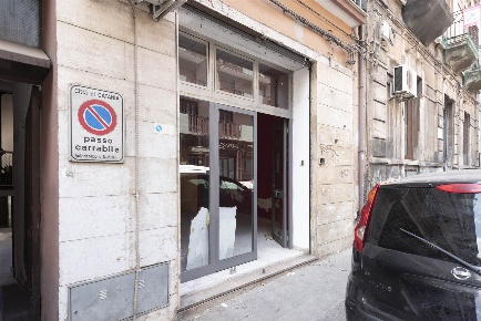 Foto Negozio in via San Nicolò al borgo 45, Catania Borgo di 42 m²