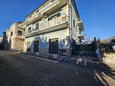 Foto Attività commerciale in Via San Potito 68, Roccapiemonte di 90 m²