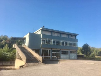 Foto Magazzino in Contrada Pescara 72, Veroli di 300 m² con 6 locali