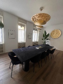 Foto Ufficio in via Tasca 3, Bergamo Centro di 180 m² con 6 locali