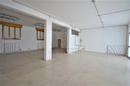 Foto Negozio in Via Don Davide Albertario 36, Carpi Remesina - Pezzana