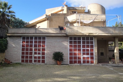 Foto Attività commerciale in VIA DI SANTO SPIRITO  21/5, Caltanissetta