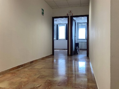 Foto Ufficio a Firenze Firenze Nova di 180 m² con 5 locali in affitto