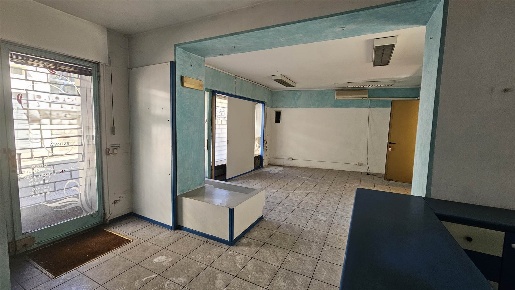 Foto Negozio a Cossato Centro di 70 m² con 3 locali in vendita