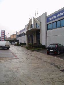 Foto Locale commerciale in Via Giuseppe Nicolini, Brescia Fiumicello