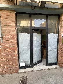 Foto Negozio in via XXIV Maggio, Grosseto Marina di Grosseto di 20 m²