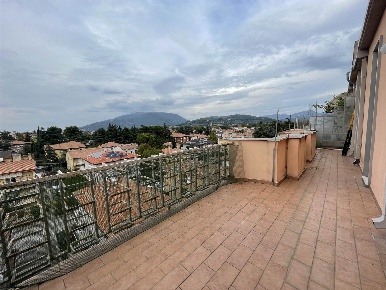 Foto Attico in Via Monte Rosa 3, Foligno Viale Firenze, Paciana di 95 m²