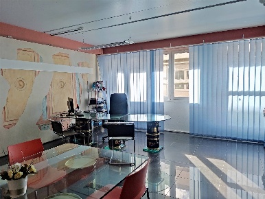 Foto Laboratorio in VIA LIVORNO 1, Firenze di 311 m² con 10 locali