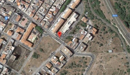 Foto Negozio a Paternò di 1283 m² con 1 locali in vendita