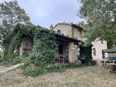 Foto Cessione attività a Roccalbegna Santa Caterina di 221 m² con 7 locali