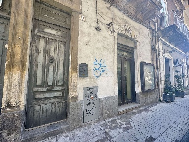 Foto Locale commerciale in Via Vincenzoi Giuffrida 36, Catania di 88 m²