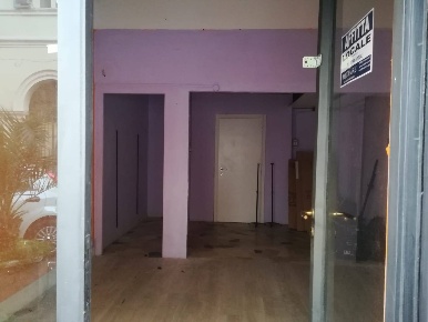 Foto Negozio in Via Cavour 80/C, Terni Centro Storico di 26 m² con 1 locali
