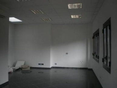 Foto Ufficio a San Giovanni la Punta Centro di 130 m² con 5 locali
