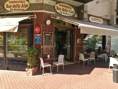 Foto Attività commerciale a Palermo De Gasperi - Croce Rossa di 140 m²