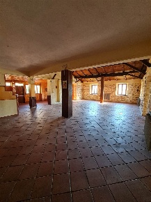 Foto Ristorante in S.S. per Pastena 1, Falvaterra di 597 m² con 7 locali