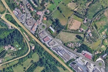 Foto Ufficio a Siena Fuori Porta Tufi di 275 m² con 1 locali in vendita