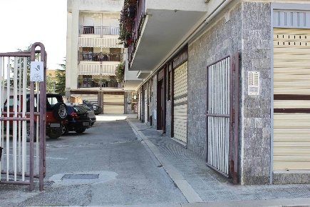 Foto Magazzino a Canosa di Puglia Centro di 150 m² in vendita