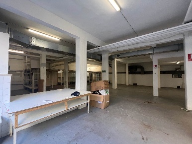 Foto Laboratorio in Via Bivongi 131, Roma Anagnina di 400 m² con 1 locali