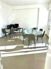 Foto Ufficio a Forte dei Marmi Roma Imperiale di 30 m² con 8 locali