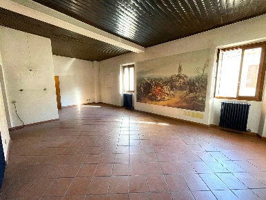Foto Attività commerciale in VIA DEI MILLE 9, Legnano San Martino di 475 m²