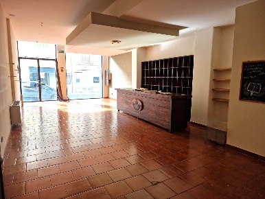 Foto Negozio a Ragusa San Luigi - Archimede di 107 m² con 3 locali