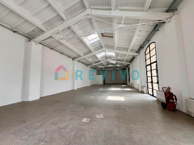Foto Locale commerciale a Firenze Careggi - Rifredi - Dalmazia di 350 m²