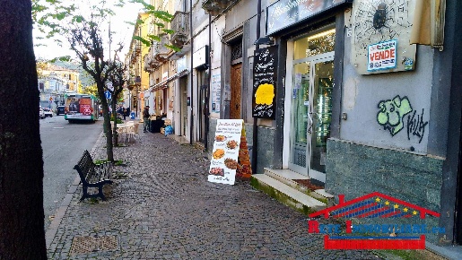 Foto Negozio in Corso Umberto, Cosenza Centro Storico di 100 m² in affitto