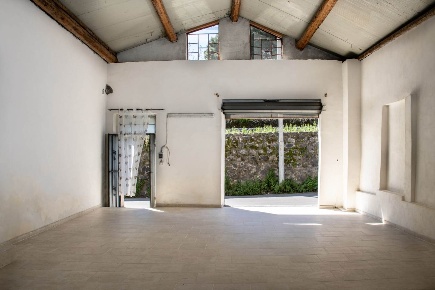 Foto Magazzino in Via Circumvallazione, Riposto Centro di 98 m² in vendita