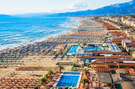 Foto Struttura turistica a Viareggio Marco Polo - Don Bosco di 3500 m²