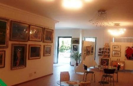 Foto Locale commerciale a San Severino Marche Centro di 220 m² in vendita