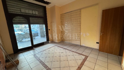 Foto Negozio in Via Madonna di fatima 30, Salerno Pastena - Pastena Alta