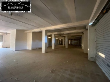 Foto Negozio a Ostuni Via Ludovico, Corso Umberto I, Vittorio Emanuele