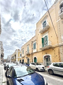 Foto Ufficio a Trani di 70 m² con 2 locali in affitto