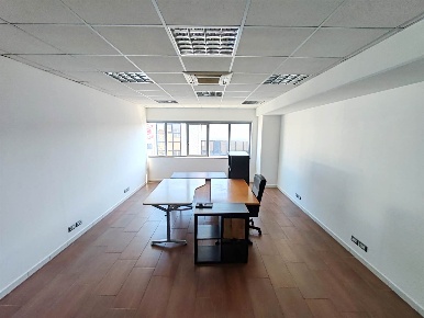 Foto Ufficio a Guidonia Montecelio Colleverde di 30 m² in affitto
