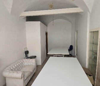 Foto Negozio a Pistoia Piazza della Sala di 30 m² con 1 locali in affitto