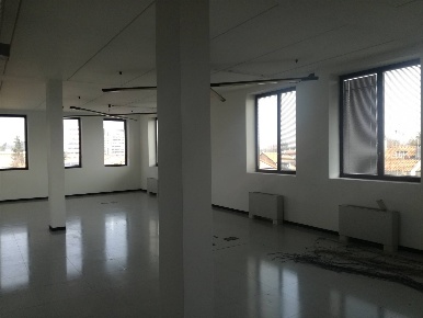 Foto Ufficio a Agrate Brianza Centro di 640 m² con 5 locali in affitto