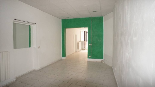 Foto Negozio a Lodi Centro Storico di 36 m² con 1 locali in affitto