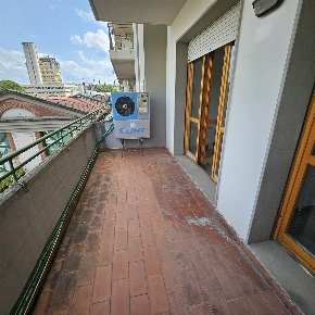 Foto Ufficio in via panciatichi, Firenze Firenze Nova di 75 m² con 4 locali