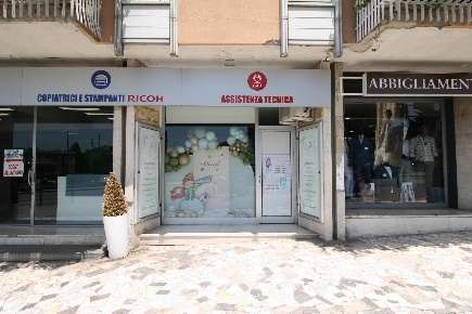 Foto Attività commerciale in via meomartini 37, Benevento Sala, Mellusi