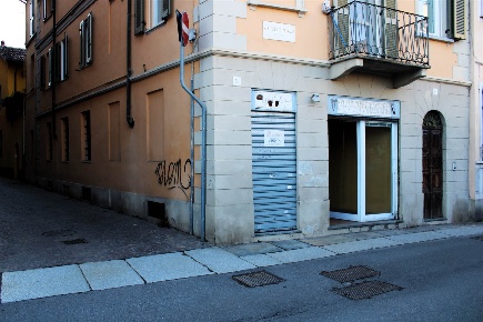 Foto Negozio a Vercelli Centro di 141 m² con 3 locali in vendita