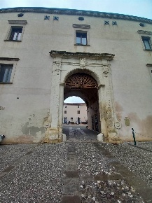 Foto Ufficio a Policoro Centro di 450 m² con 2 locali in vendita