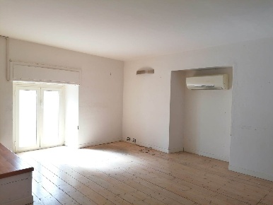 Foto Ufficio a Terni Centro di 60 m² con 1 locali in affitto